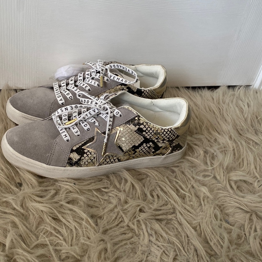 Steve Madden Sneakers